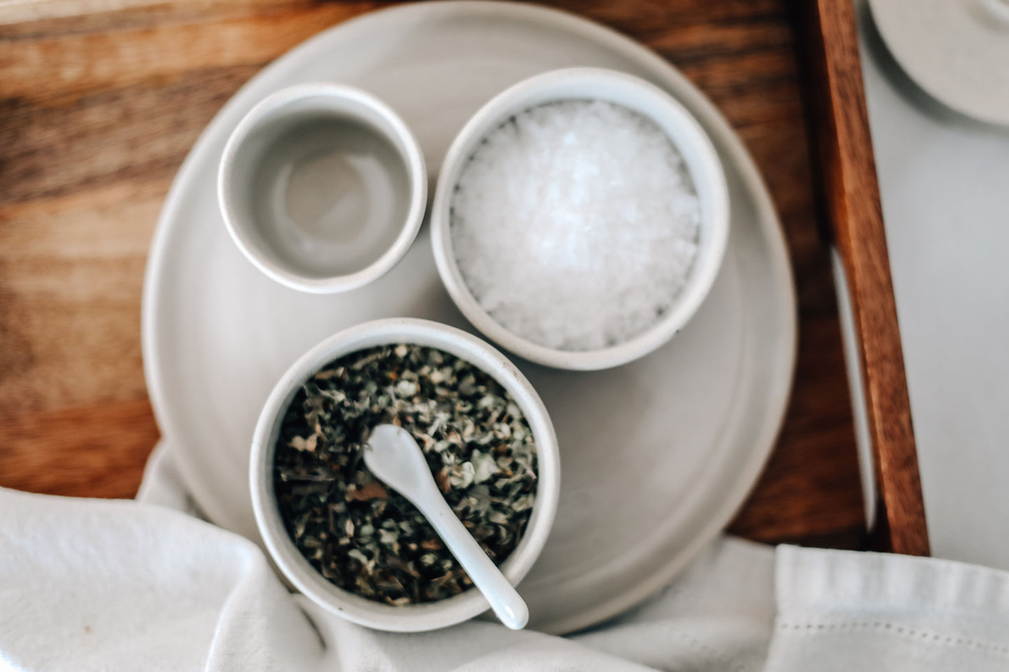 Marga medium plate - hancrafted in Southern Spain