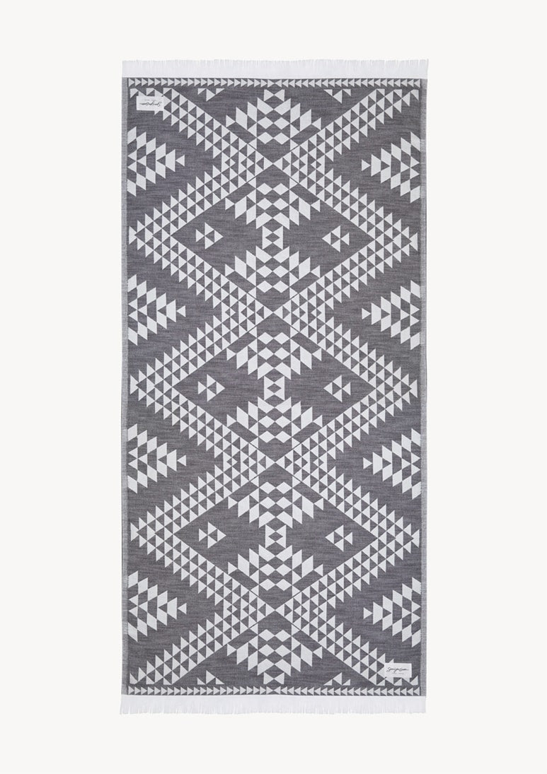 Zipolite Jacquard Strandtuch schwarz / Vorbestellung
